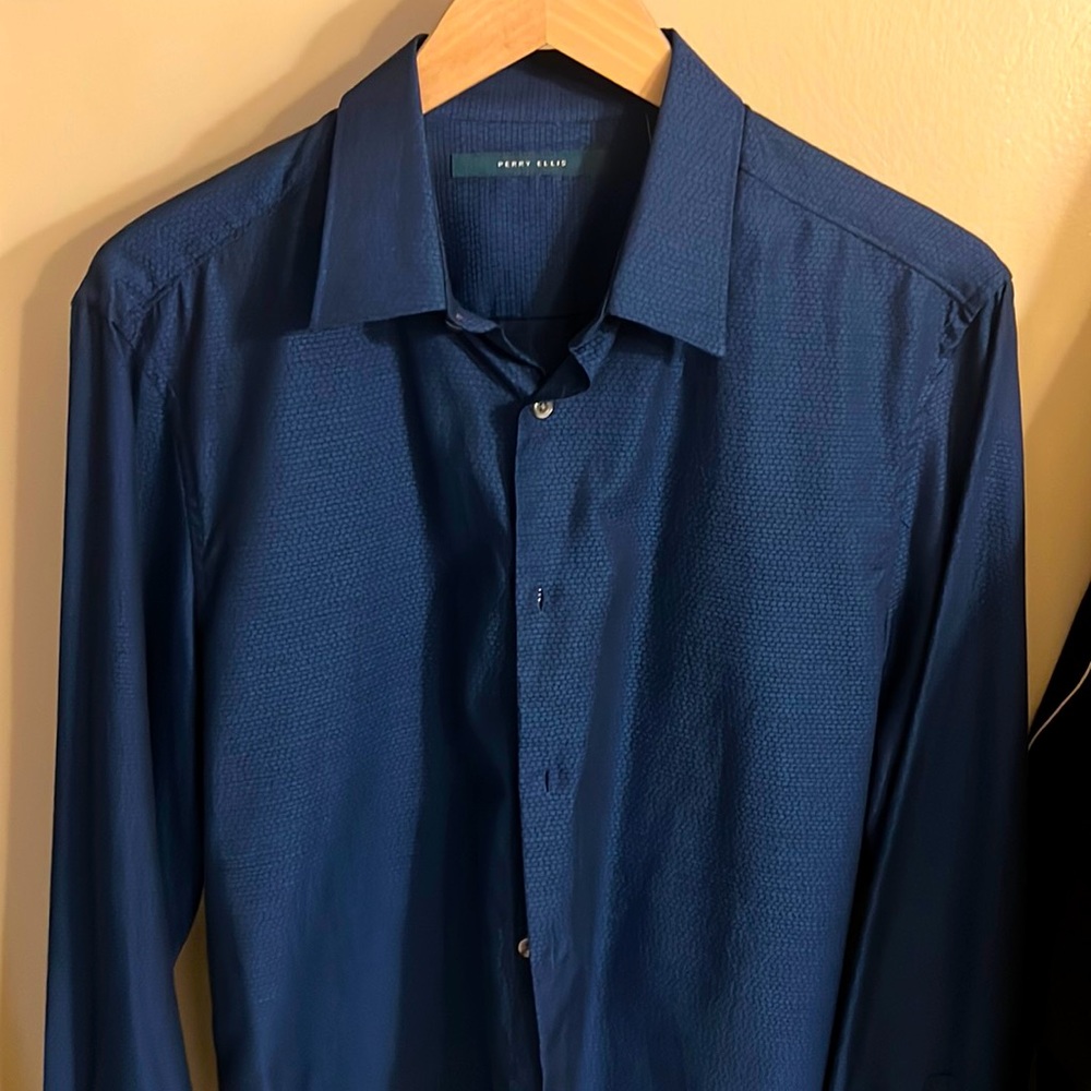 Perry Ellis blue dress shirt